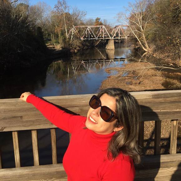 Meet your Posher, Miriam - Picture 1 of 1